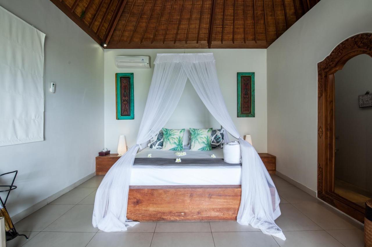 Bersantai Villas Lembongan Island Exterior photo